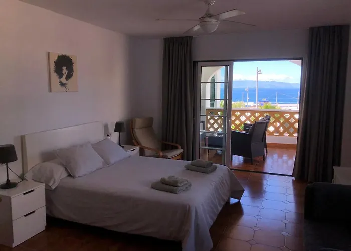 Daire Sunset, Sea View,